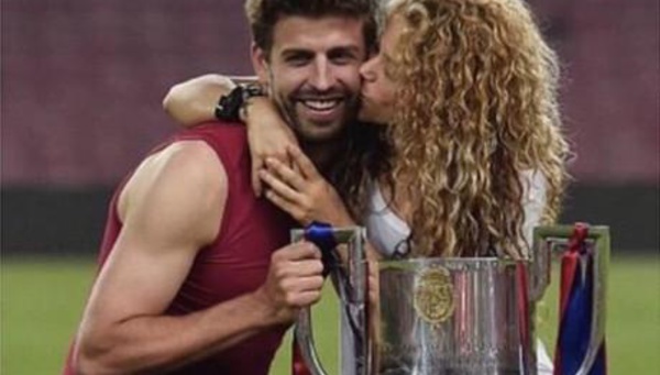 Shakira : Quand Gerard Piqué danse et chante pour elle, ça vaut le détour !