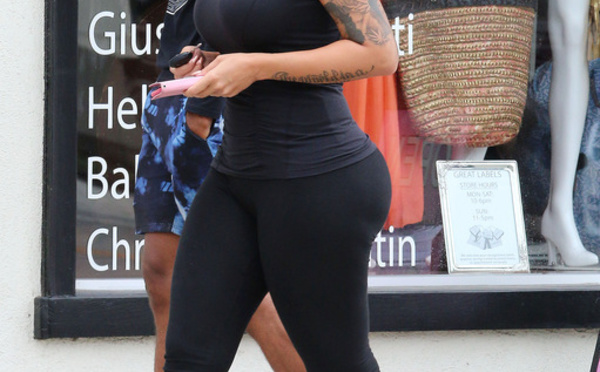 AMBER ROSE SE DÉFEND SUR INSTAGRAM APRÈS AVOIR ÉTÉ INSULTÉE