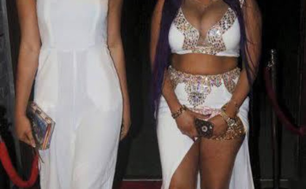 INSOLITE : L'habillement de cette fille a choqué plus d'un (IMAGE)