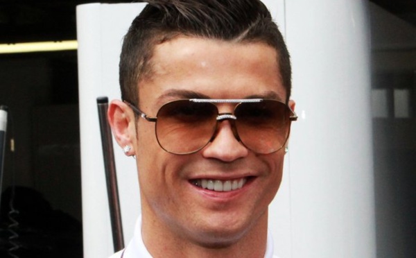 Ronaldo, sportif le plus généreux du monde