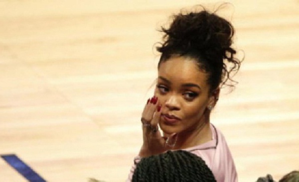 Rihanna dévoile enfin les raisons de son célibat !
