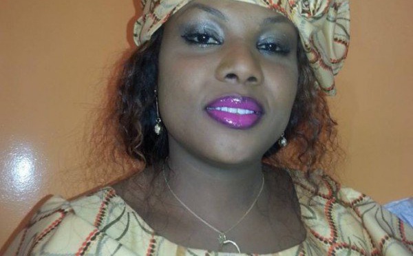 Acculée par la communauté mouride, Amina Poté "accuse" ses...