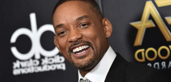 Will Smith revient au rap et annonce une tournée L'acteur américain Will Smith a confirmé son retour à ses premières amours, le rap, en annonçant une prochaine tournée lors d'une interview télévisée.