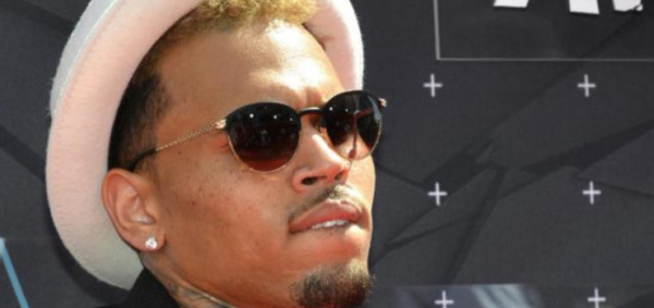 Chris Brown : sa tournée annulée à cause de ses violences sur Rihanna