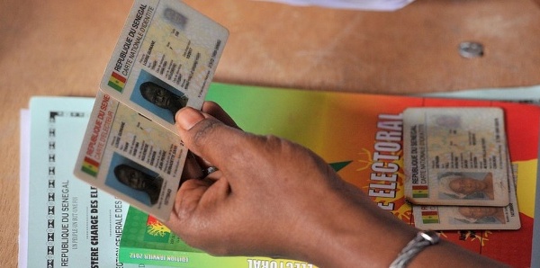 Vente de copies de carte d'identité nationale aux voleurs : La Police alerte