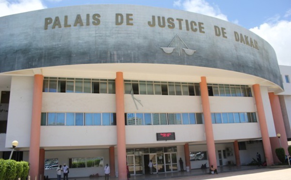 Affaire de faux billets : Seydina Alioune, le fils de Thione Ballago Seck placé sous mandat de dépôt