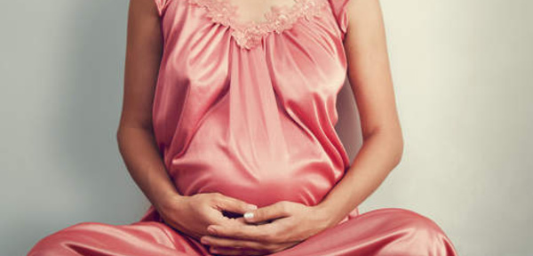 Elle se croyait enceinte de triplés, avant de mettre au monde... 5 bébés