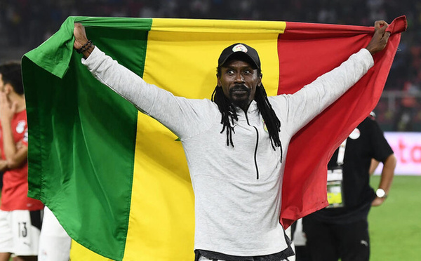 Football : Aliou Cissé rebondit en Angola après son départ de la Libye