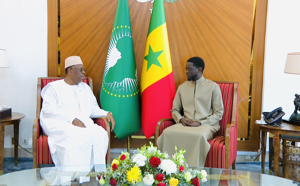 Macky Sall au Palais : l’ancien président sollicite le soutien de Diomaye Faye pour sa candidature à l’ONU