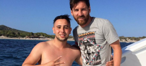 Il nage un kilomètre pour voir Messi et ne s'attendait pas à un tel accueil