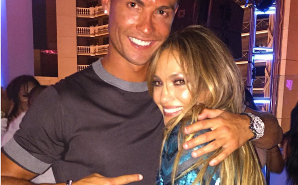 Ronaldo s'affiche avec Jennifer Lopez