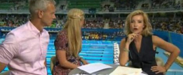 Une main baladeuse et une mini-robe sexy: c'est chaud sur le plateau de la BBC