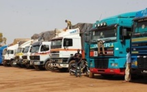 14 camions sénégalais brûlés au Mali : Les sinistrés attendent toujours les 70 millions promis par Macky Sall