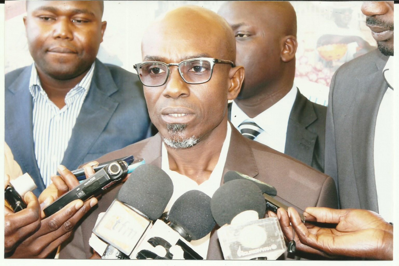 commmmmmmm commmmmmmm